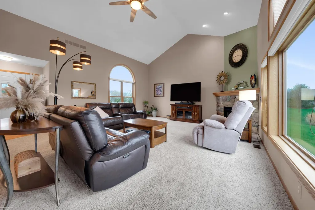72608 Oxal Point Bruce Township MI 48065