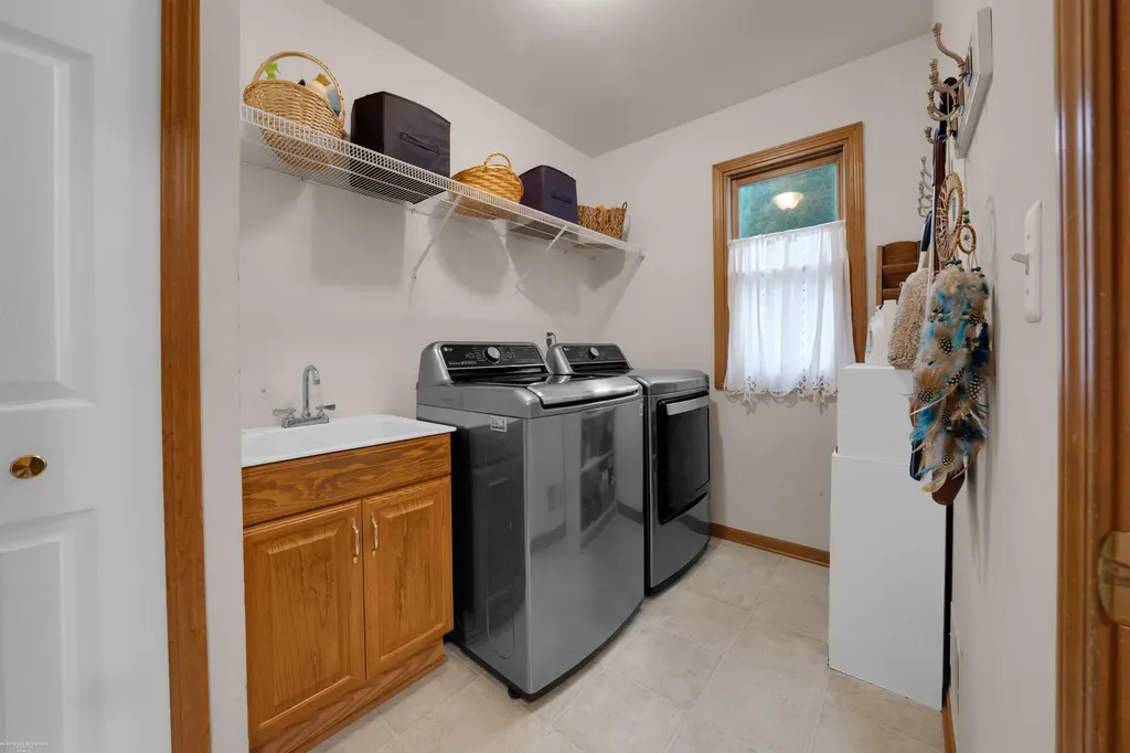 72608 Oxal Point Bruce Township MI 48065