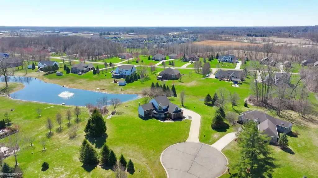 72608 Oxal Point Bruce Township MI 48065