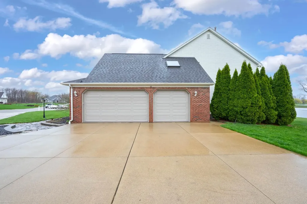 72608 Oxal Point Bruce Township MI 48065