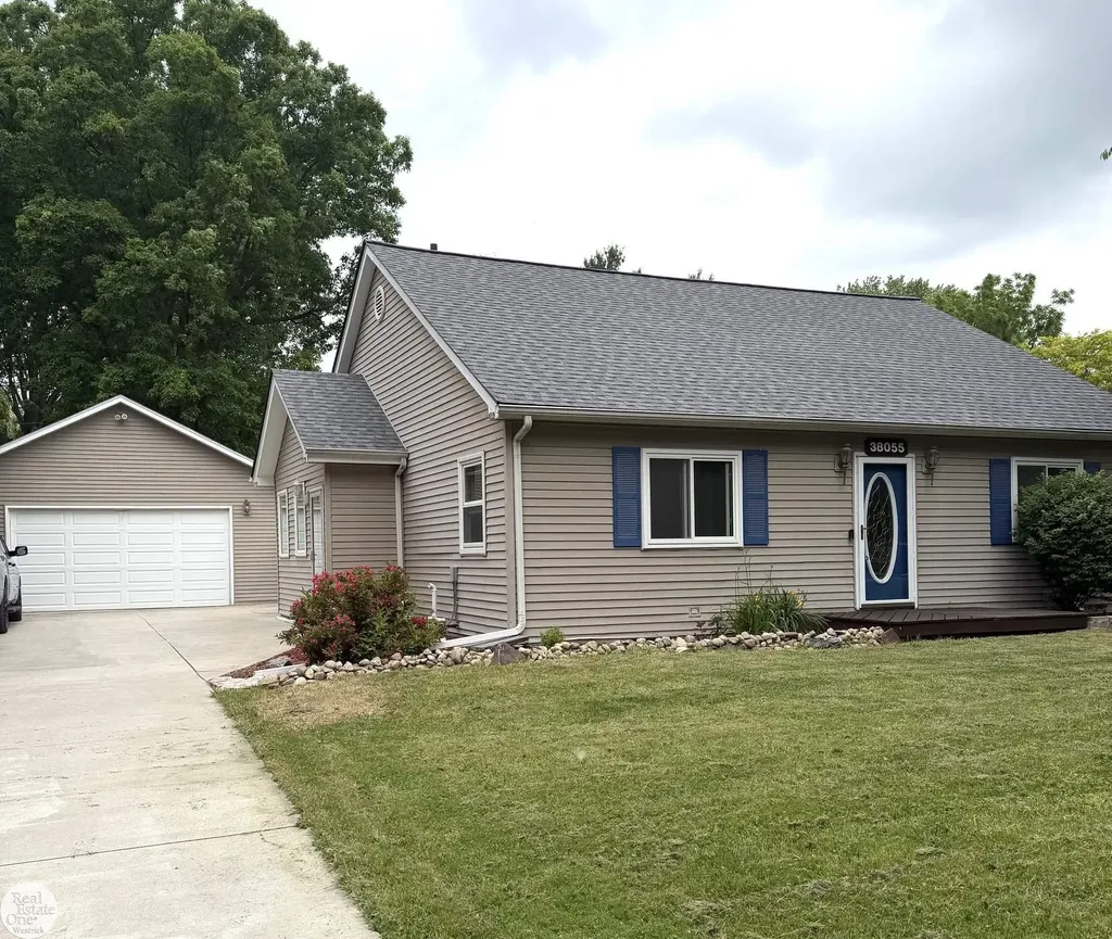 38055 Winkler Street Harrison Charter Township MI 48045