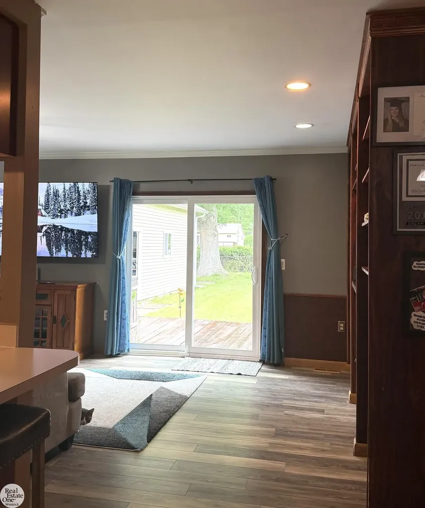 38055 Winkler Street Harrison Charter Township MI 48045