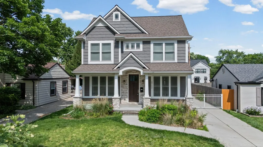 3712 Elmhurst Avenue Royal Oak City MI 48073