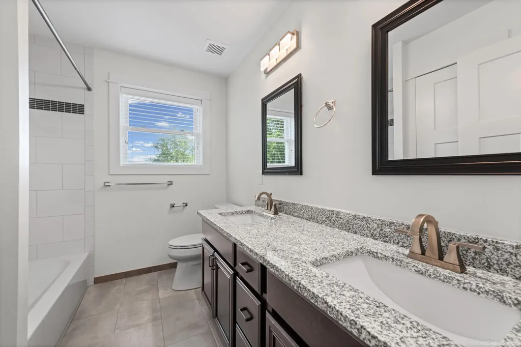 3712 Elmhurst Avenue Royal Oak City MI 48073