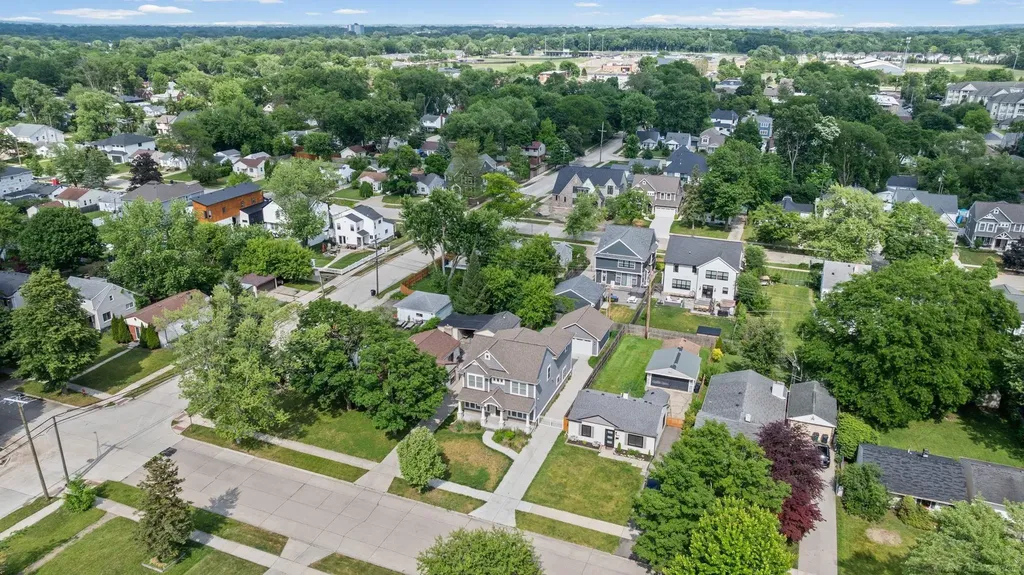 3712 Elmhurst Avenue Royal Oak City MI 48073