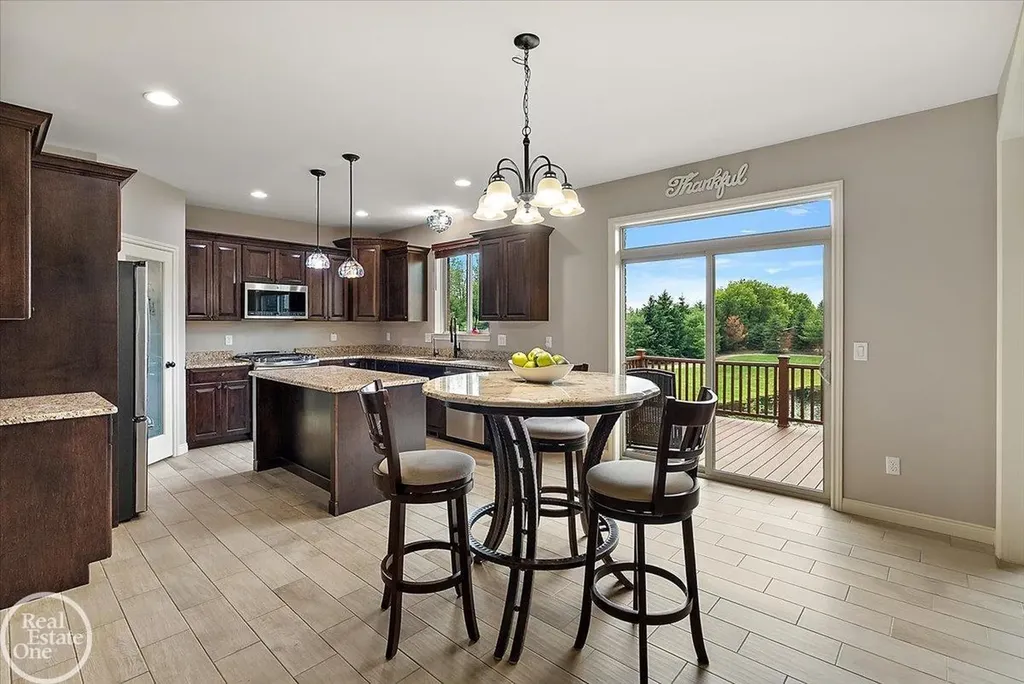 62861 Franklin Park Drive Washington Township MI 48094