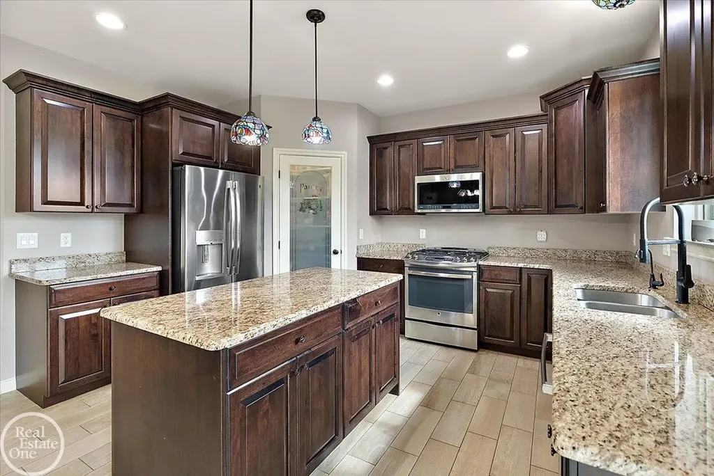 62861 Franklin Park Drive Washington Township MI 48094