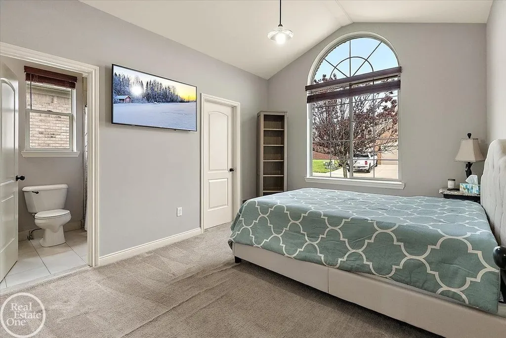 62861 Franklin Park Drive Washington Township MI 48094