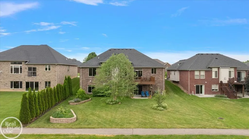 62861 Franklin Park Drive Washington Township MI 48094