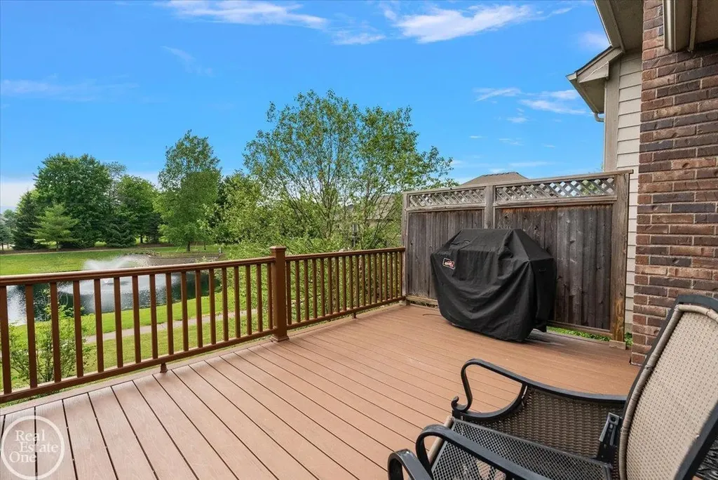 62861 Franklin Park Drive Washington Township MI 48094