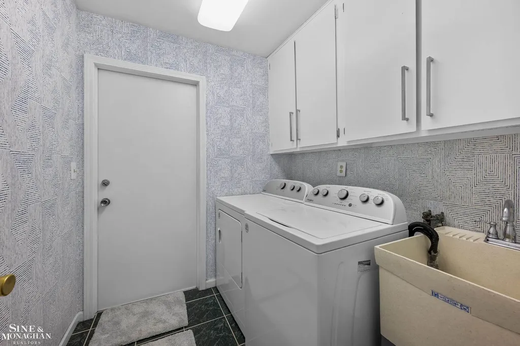 23276 Robert John Street St. Clair Shores City MI 48080