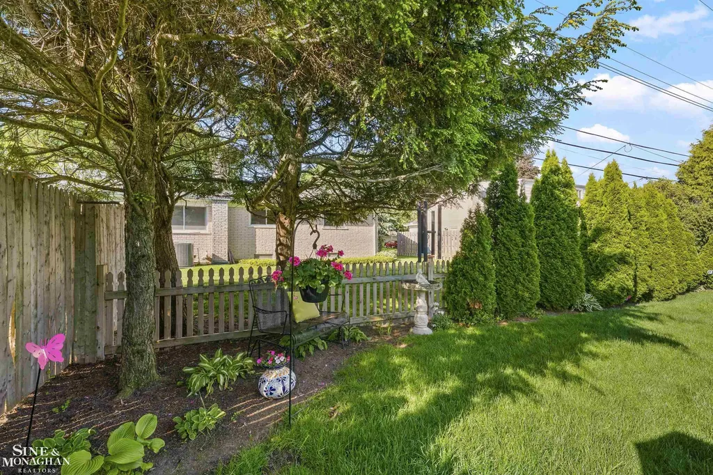 23276 Robert John Street St. Clair Shores City MI 48080