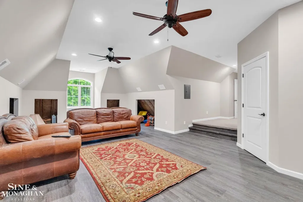 7329 Lindsey Road China Township MI 48054