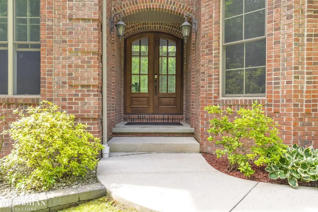 7329 Lindsey Road China Township MI 48054