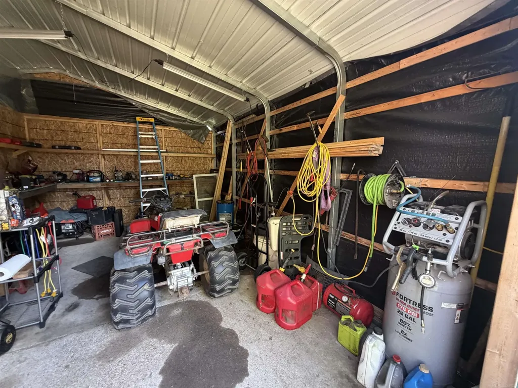 707 W 1st Street Gladwin Township MI 48624