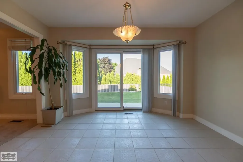 51768 Blue Spruce Drive Macomb Township MI 48042