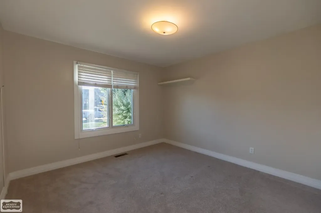 51768 Blue Spruce Drive Macomb Township MI 48042
