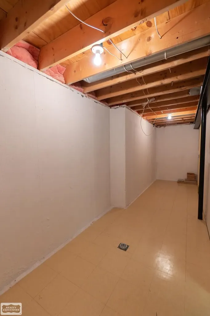 51768 Blue Spruce Drive Macomb Township MI 48042