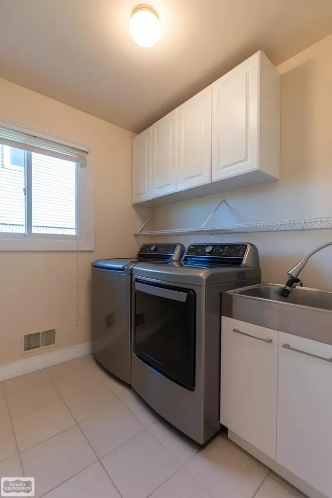 51768 Blue Spruce Drive Macomb Township MI 48042