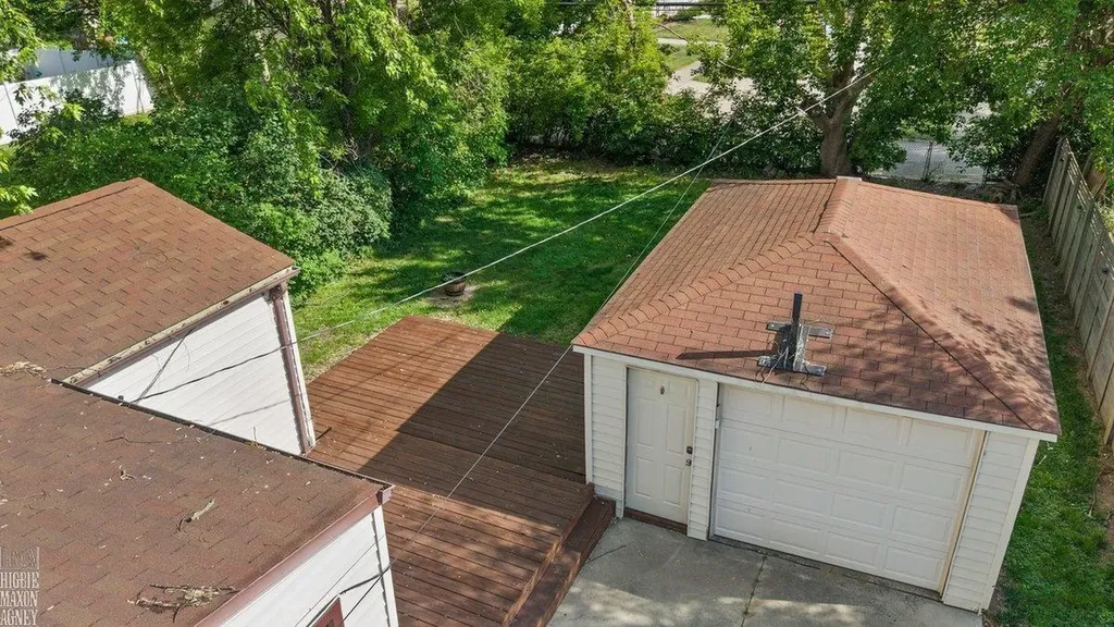 21935 Lange Street St. Clair Shores City MI 48080