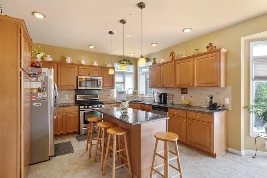 20084 Newcastle Court Macomb Township MI 48044