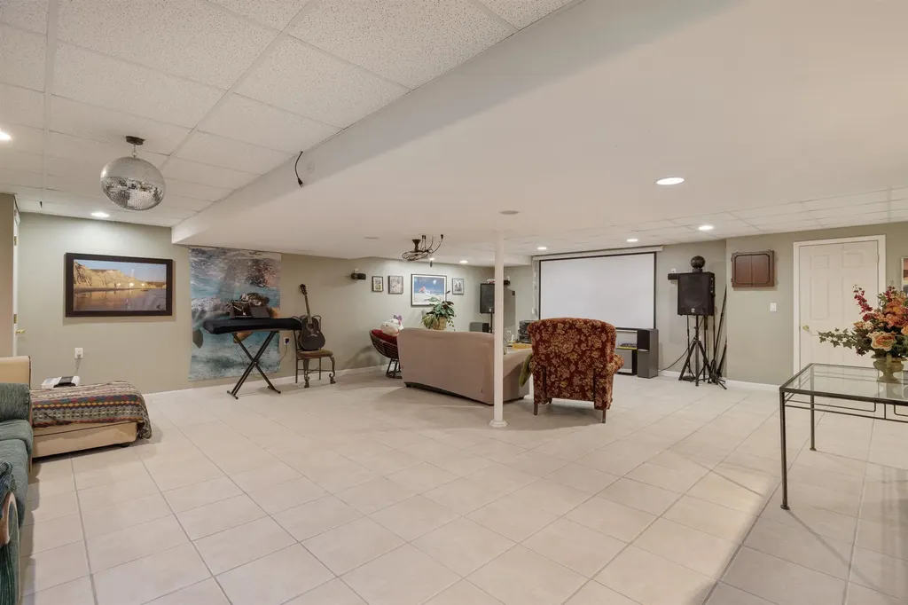 20084 Newcastle Court Macomb Township MI 48044