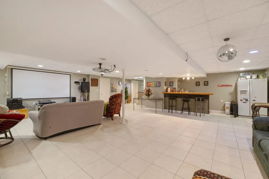 20084 Newcastle Court Macomb Township MI 48044