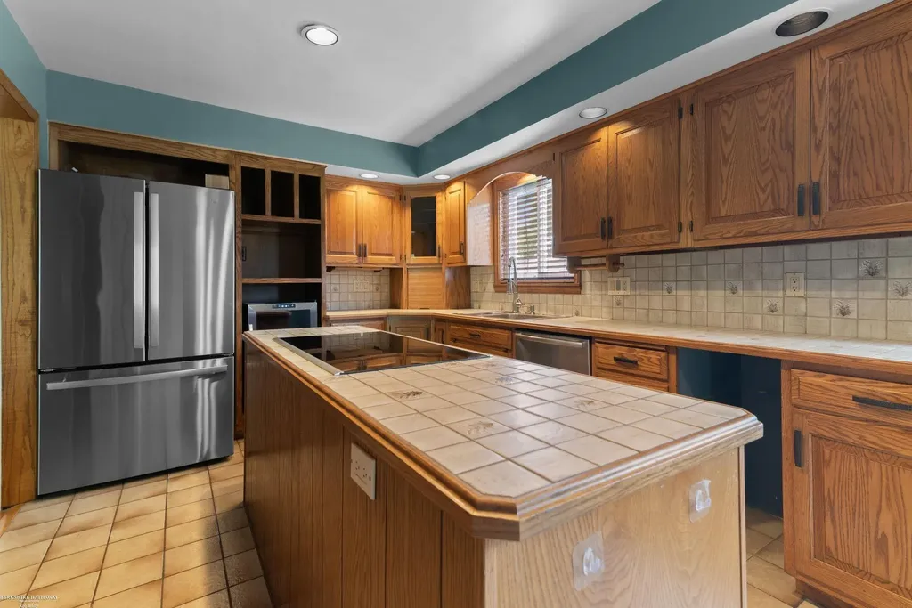 14546 Cornell Street Sterling Heights City MI 48313