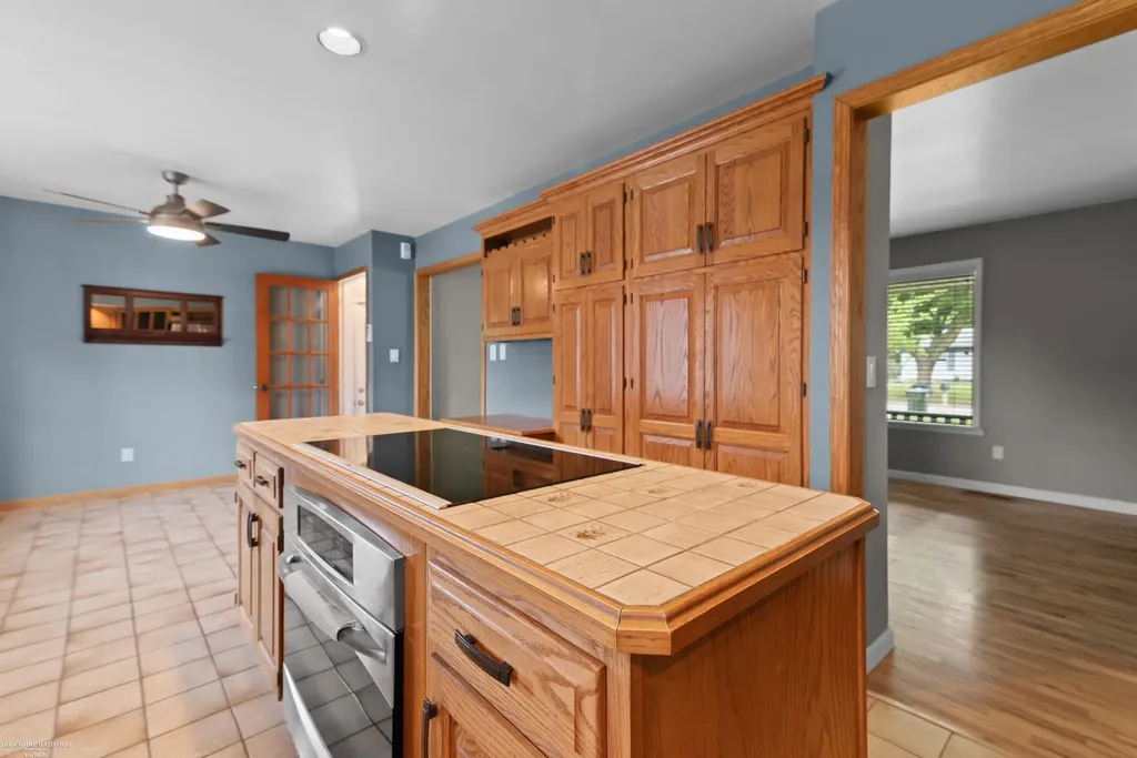 14546 Cornell Street Sterling Heights City MI 48313