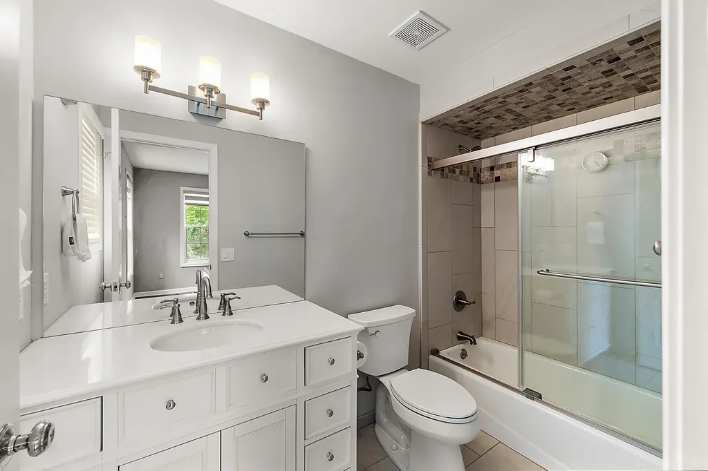 21729 Garrison Street Dearborn City MI 48124
