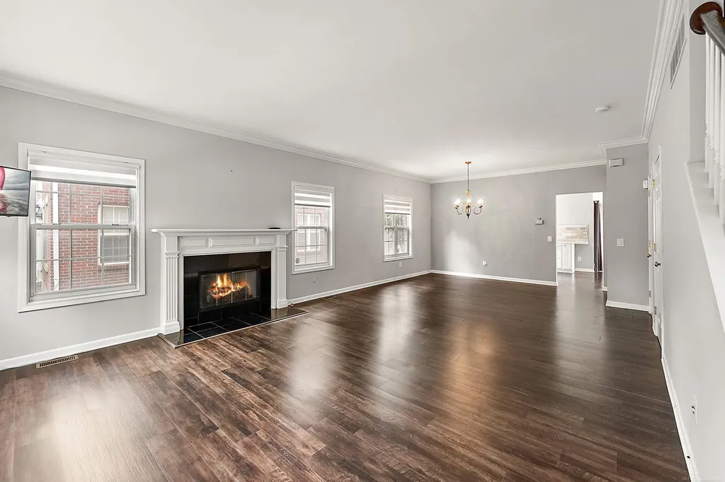 21729 Garrison Street Dearborn City MI 48124
