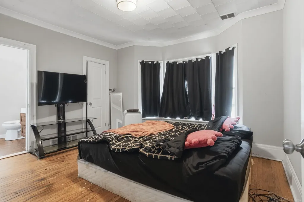 23451 E Scott Boulevard Clinton Charter Township MI 48036