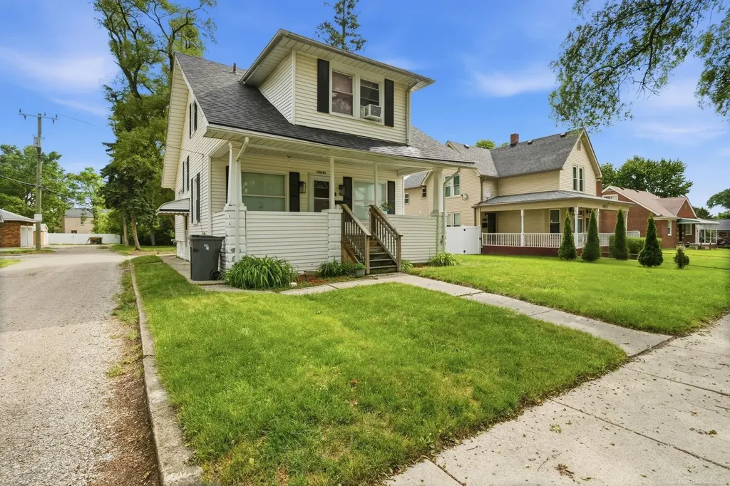 23451 E Scott Boulevard Clinton Charter Township MI 48036