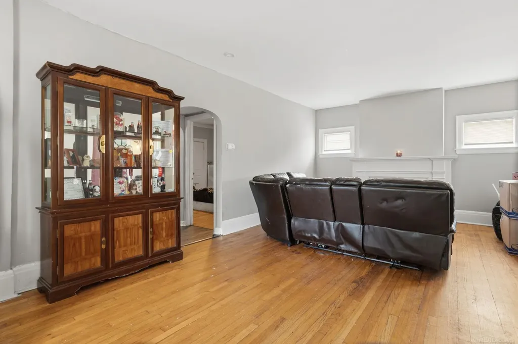 23451 E Scott Boulevard Clinton Charter Township MI 48036