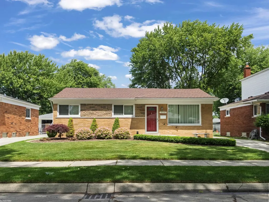 20343 Ardmore Park Street St. Clair Shores City MI 48081