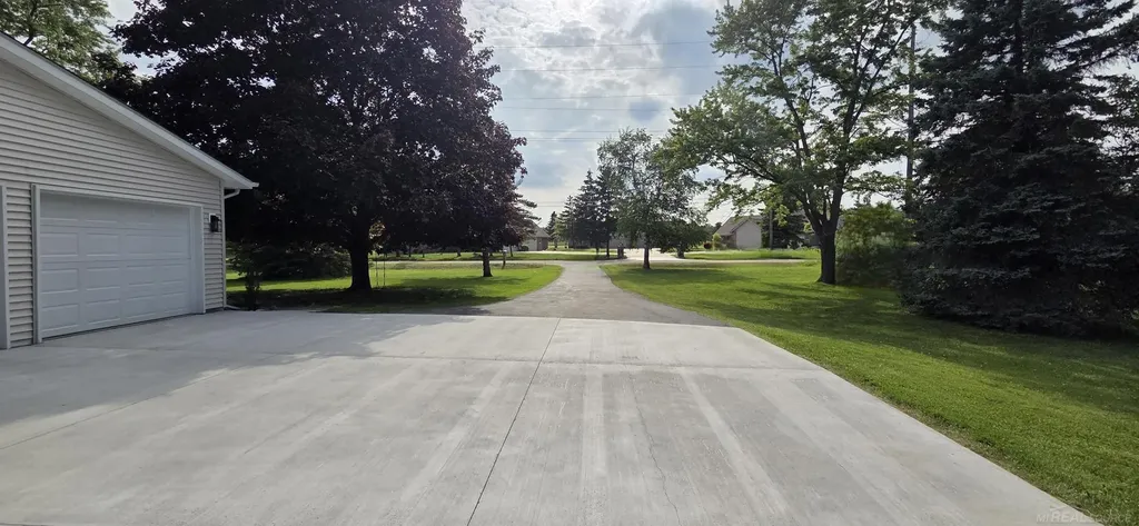 5375 Babcock Road Lexington Township MI 48450