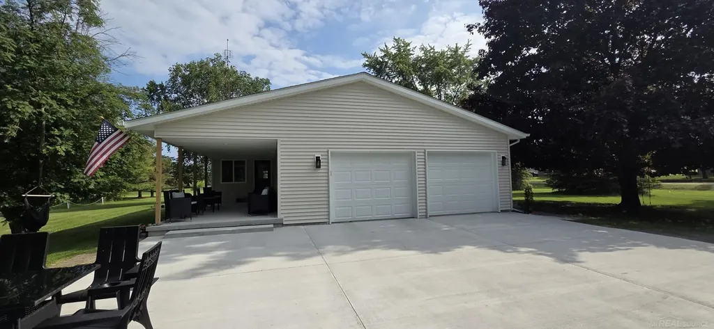 5375 Babcock Road Lexington Township MI 48450