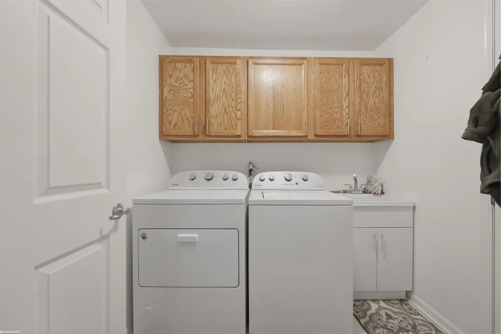 53227 E Providence Drive Shelby Charter Township MI 48316