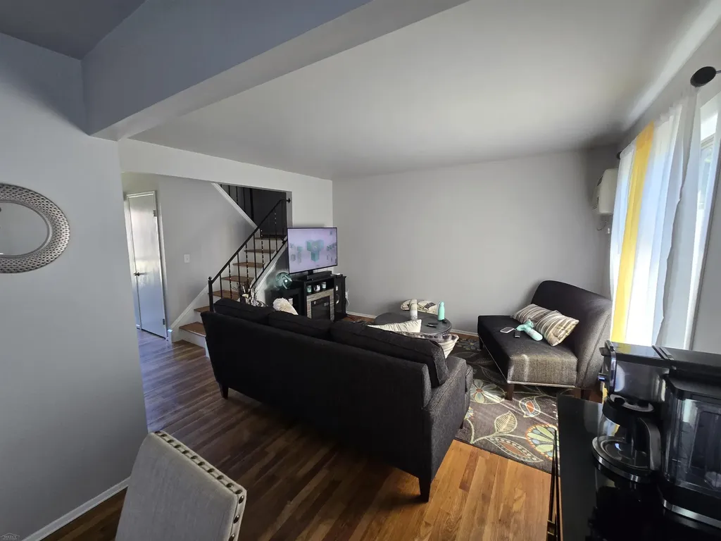 20148 S Great Oaks Circle Clinton Charter Township MI 48036