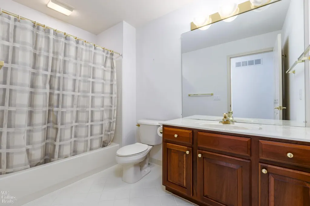 1195 Rock Valley Drive Rochester City MI 48307