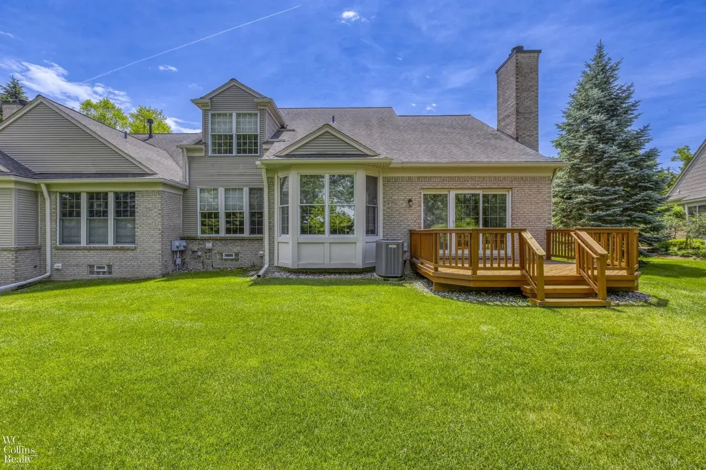 1195 Rock Valley Drive Rochester City MI 48307
