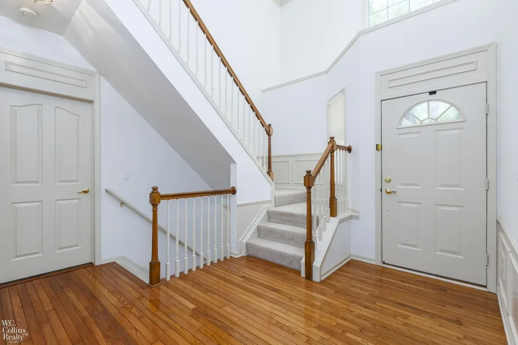 1195 Rock Valley Drive Rochester City MI 48307