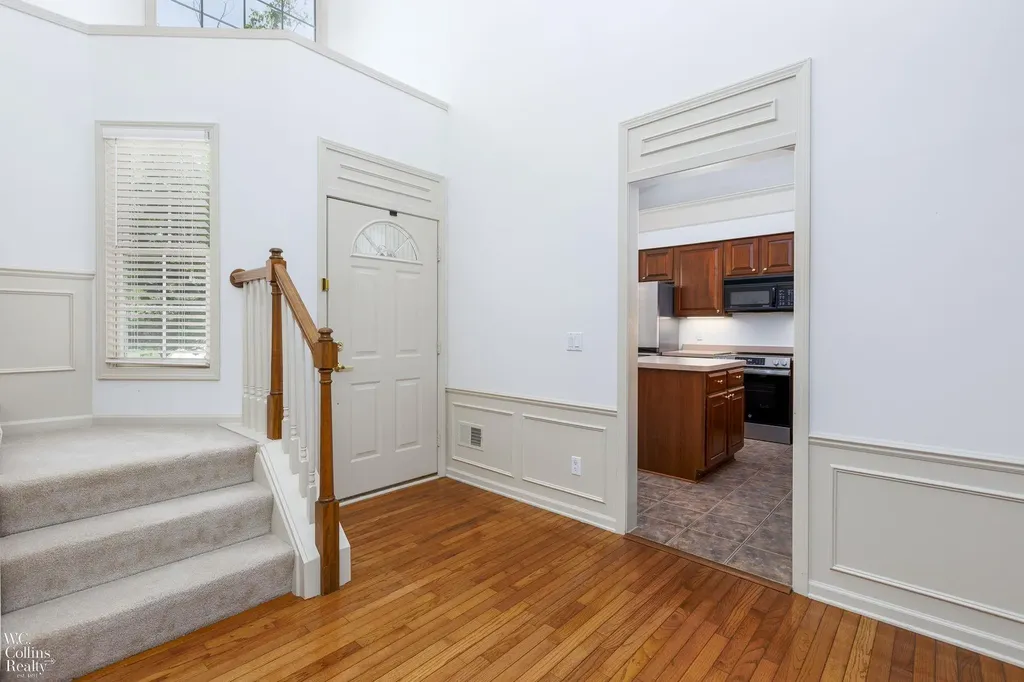 1195 Rock Valley Drive Rochester City MI 48307