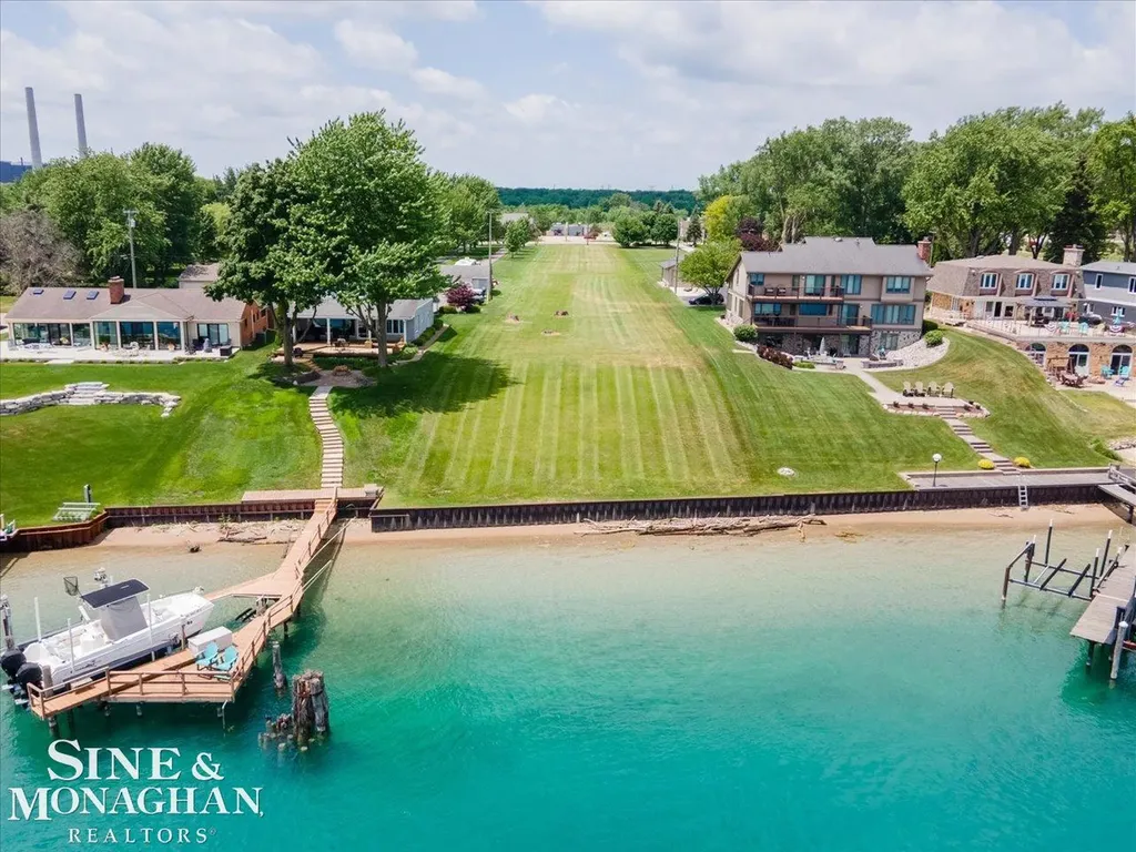 4147 River Road East China Township MI 48450