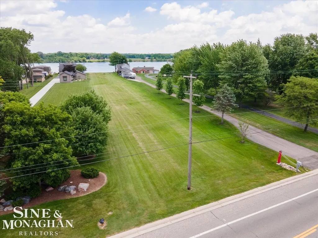 4147 River Road East China Township MI 48450