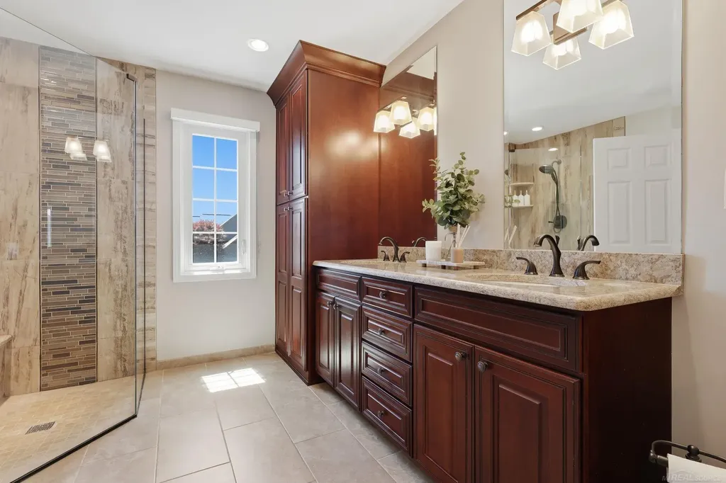 20547 Windham Drive Macomb Township MI 48044