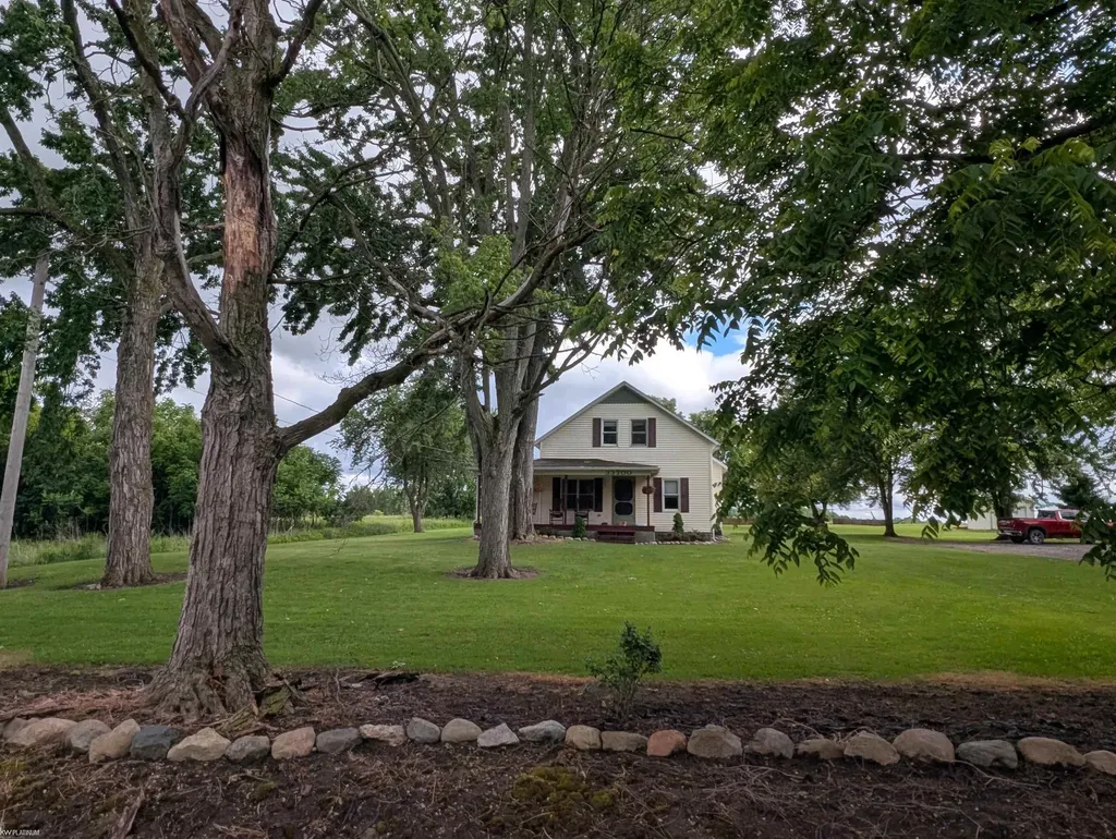 33700 Pratt Road Richmond Township MI 48062