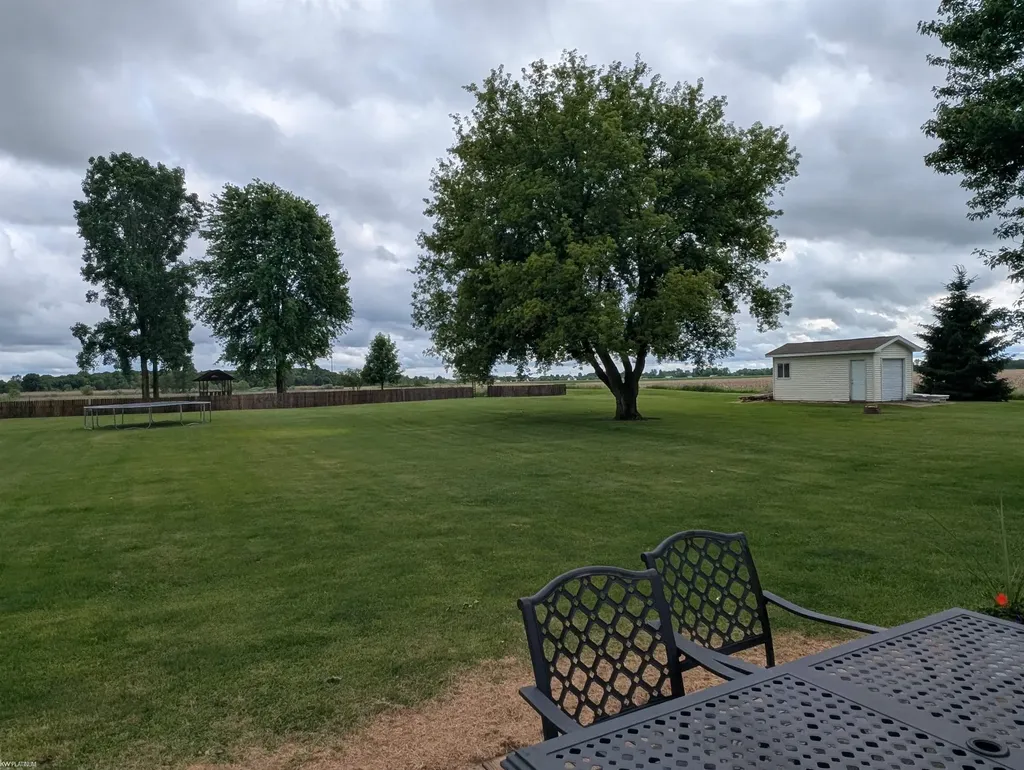 33700 Pratt Road Richmond Township MI 48062