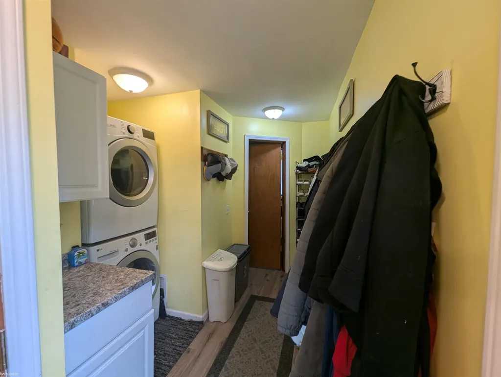 33700 Pratt Road Richmond Township MI 48062