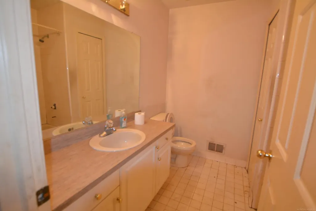 36662 Audrey Road New Baltimore City MI 48047